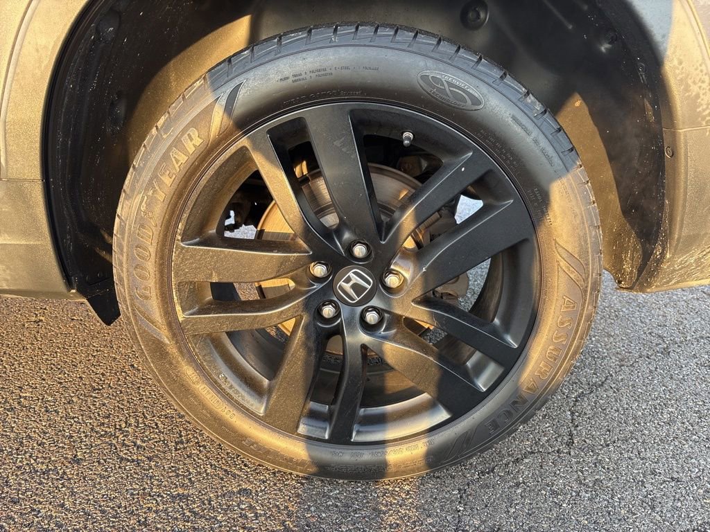 Used 2017 Honda Pilot Touring image 8