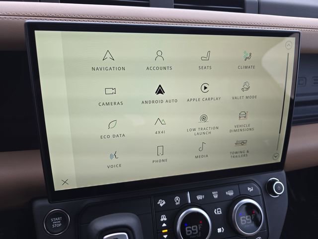 New 2026 Land Rover Defender 130 X-Dynamic SE image 14