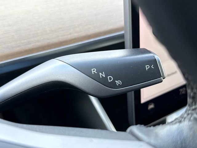 Used 2020 Tesla Model Y Long Range image 29