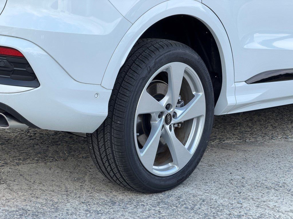 New 2025 Audi Q5 2.0T Premium Plus image 9