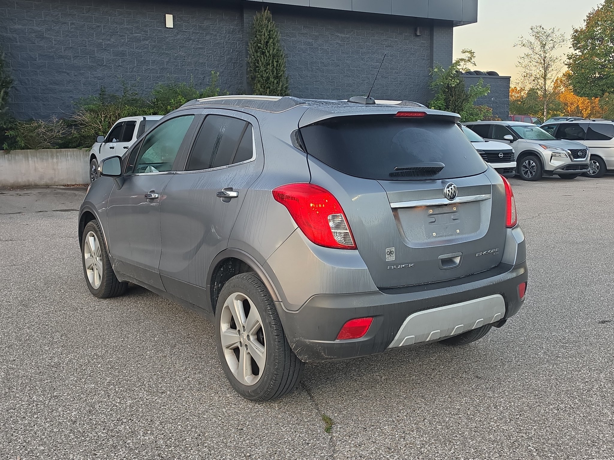 Used 2015 Buick Encore Convenience AWD/4WD image 5