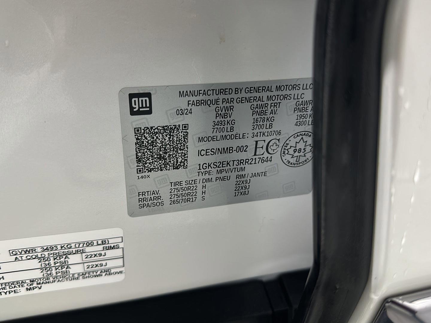 Used 2024 GMC Yukon Denali Ultimate AWD/4WD image 31