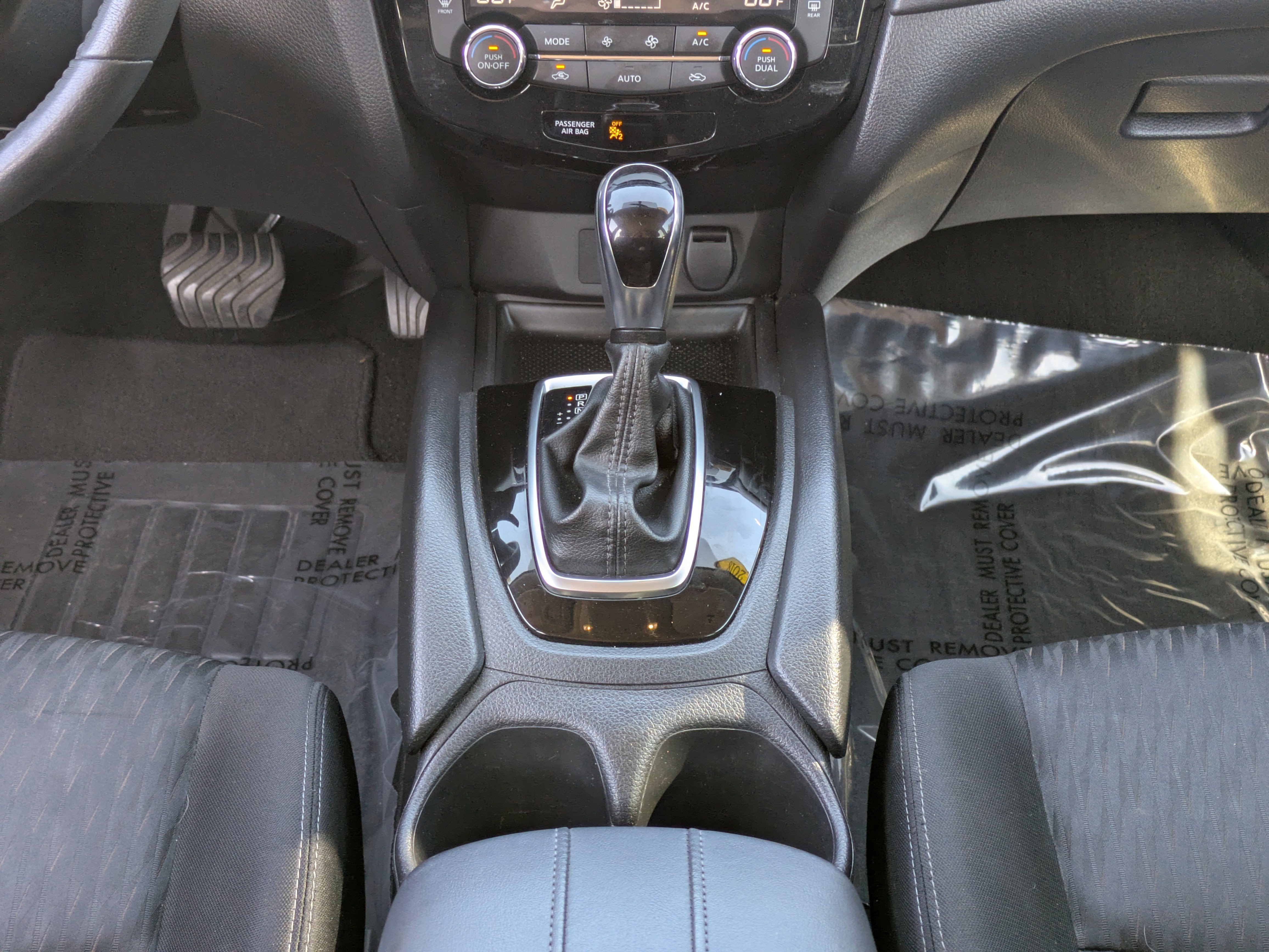 Used 2018 Nissan Rogue SV image 20