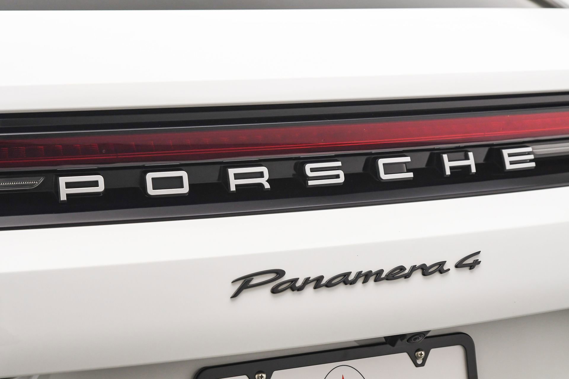 Used 2025 Porsche Panamera 4 image 24