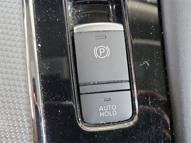 Used 2022 Mitsubishi Outlander SEL image 18