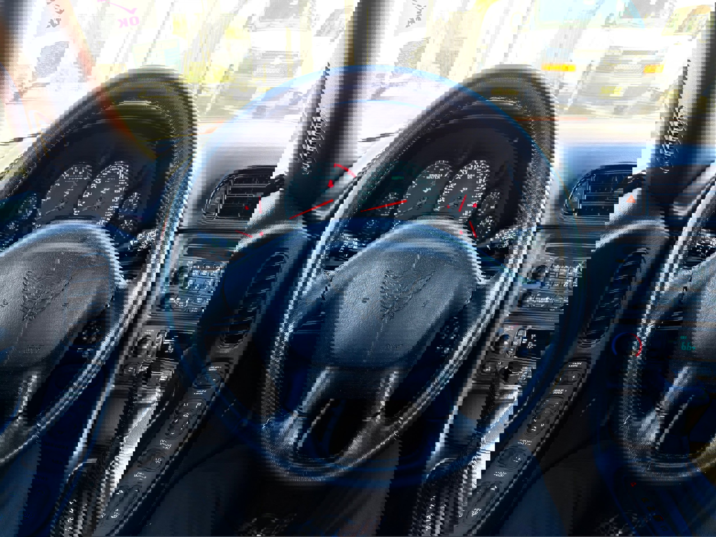 Used 2001 Chevrolet Corvette Convertible w/ Preferred Equipment Group2 image 21