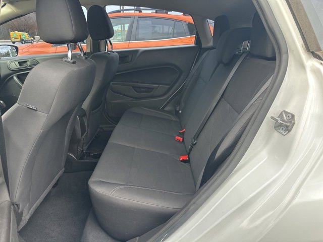 Used 2019 Ford Fiesta SE image 7