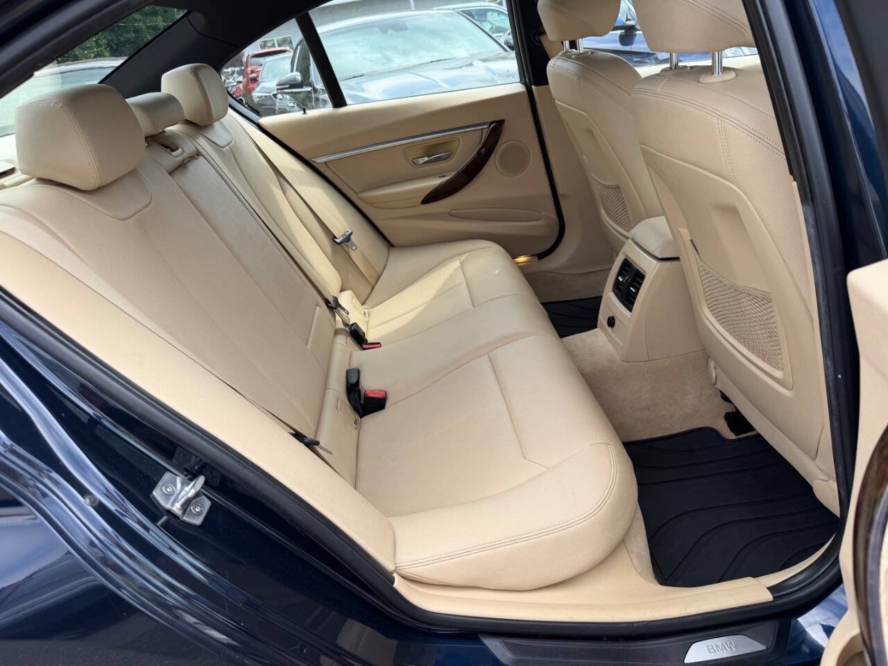 Used 2016 BMW 328i Sedan RWD image 15