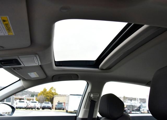 Used 2024 Honda Accord EX image 11