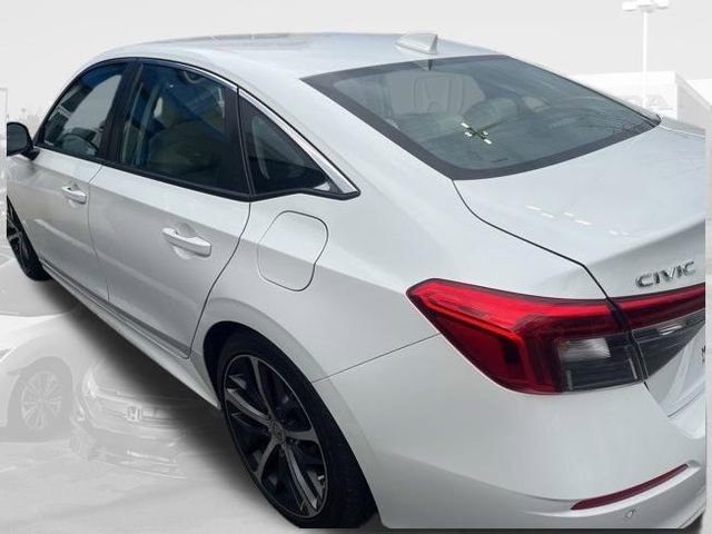 Used 2023 Honda Civic Touring image 10