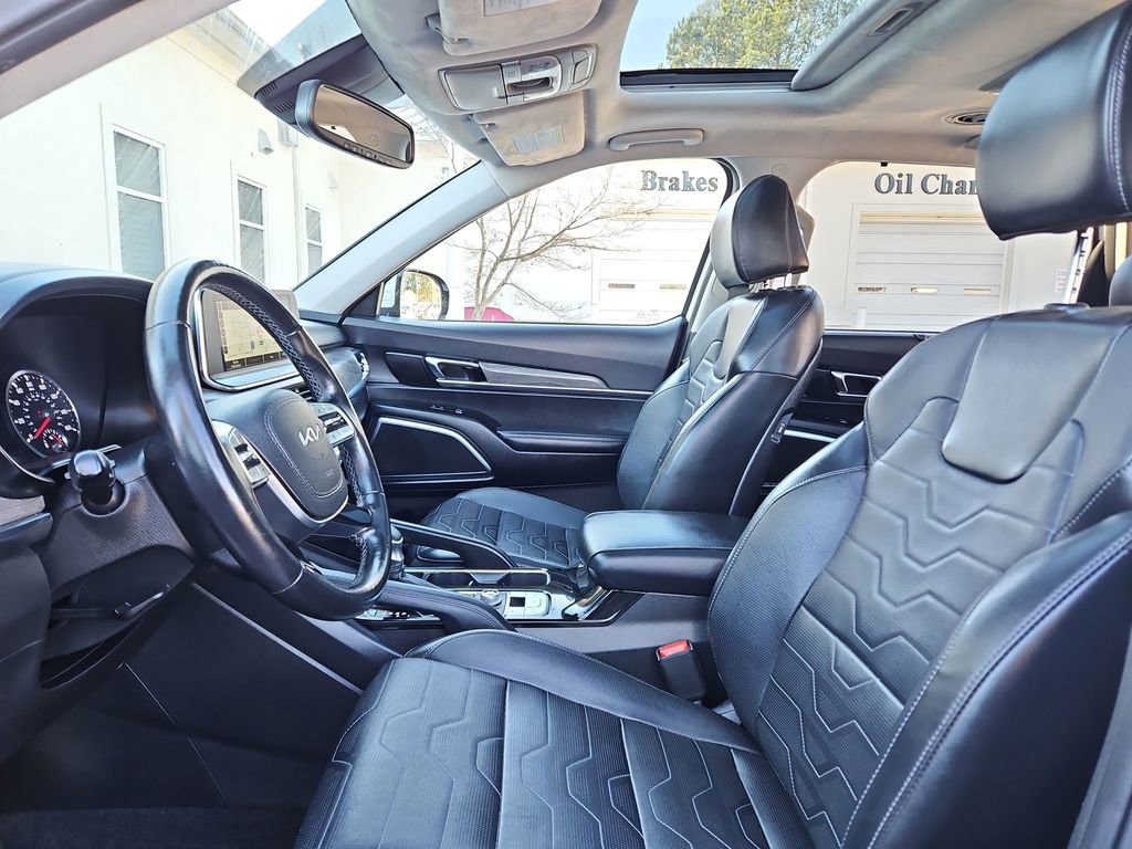 Used 2022 Kia Telluride SX w/ SX Prestige Package image 26