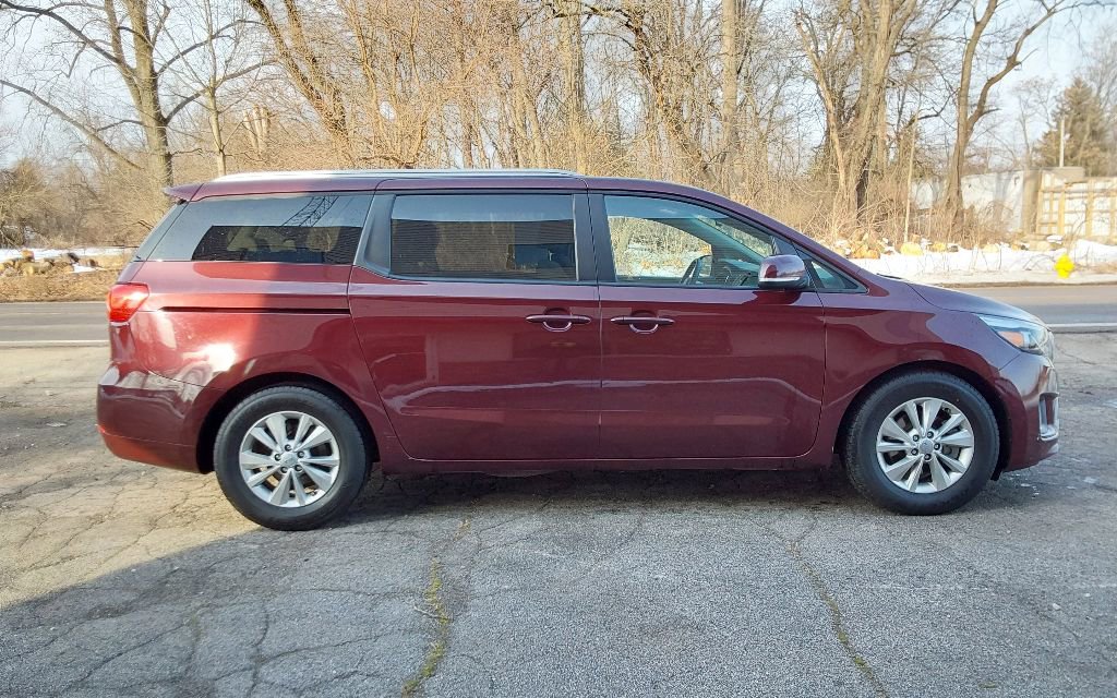 Used 2016 Kia Sedona LX w/ LX Convenience Package image 5