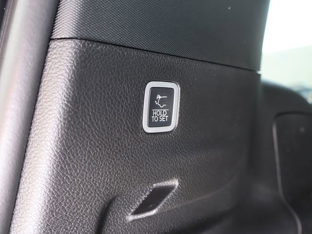 New 2026 Jeep Grand Wagoneer L Limited w/ Premium Group II image 17