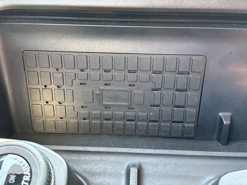 Used 2025 Ford Expedition Active AWD/4WD image 32