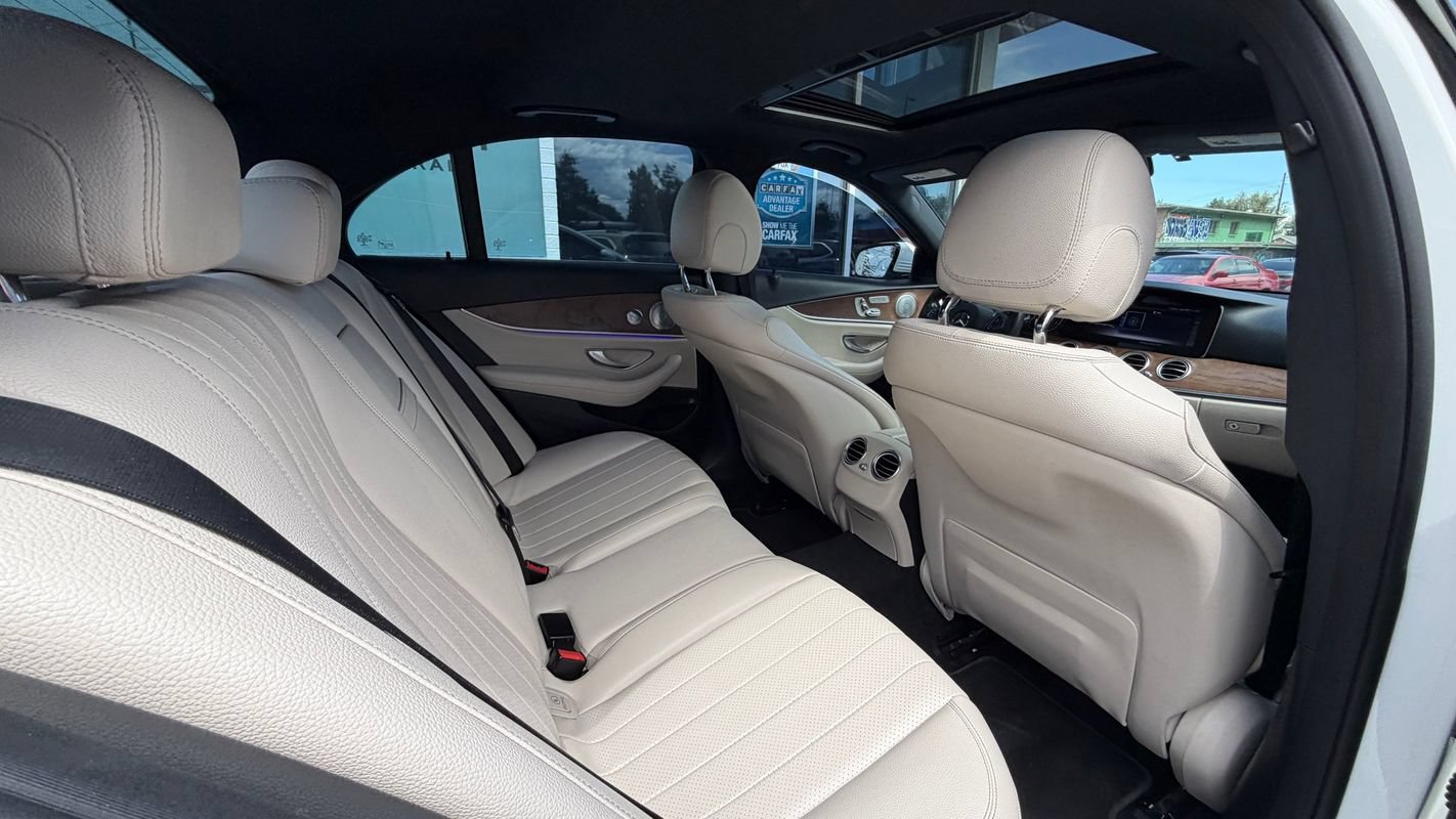 Used 2017 Mercedes-Benz E 300 4MATIC image 13