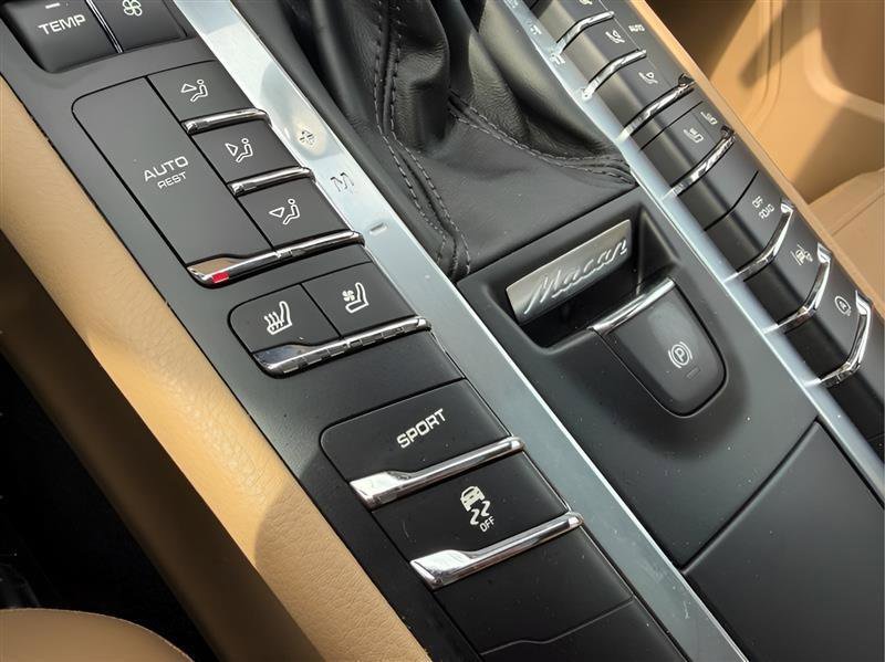 Used 2017 Porsche Macan S image 49