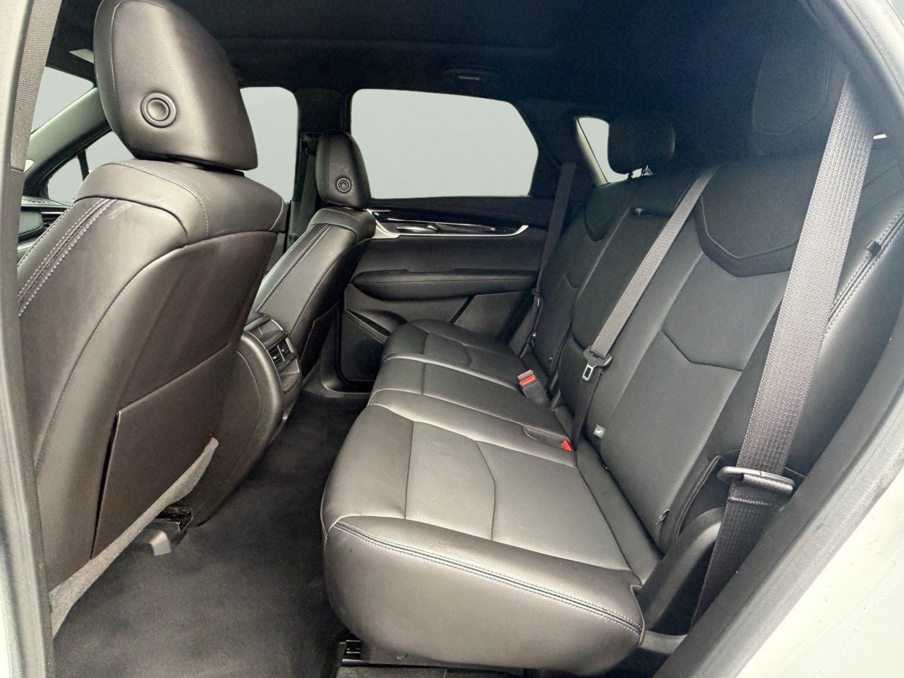 Used 2023 Cadillac XT5 Premium Luxury w/ Technology Package FWD image 25