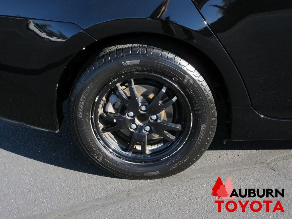 Used 2013 Toyota Prius Two image 3