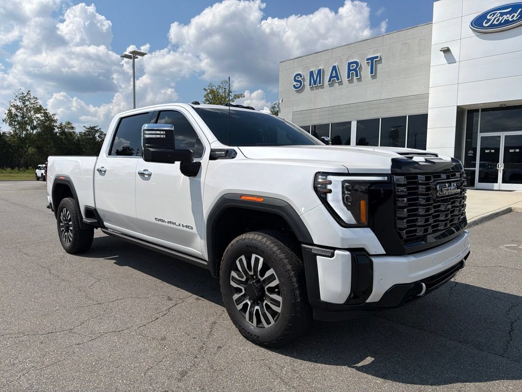 Used 2025 GMC Sierra 2500 Denali Ultimate AWD/4WD image 2