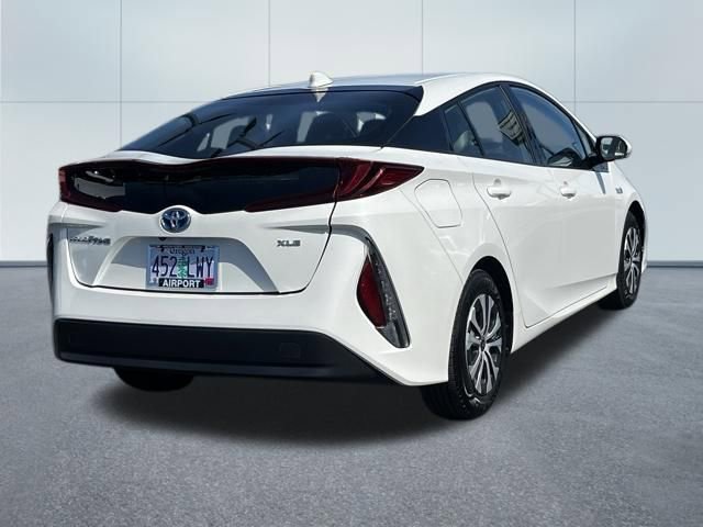 Used 2020 Toyota Prius Prime XLE FWD image 7