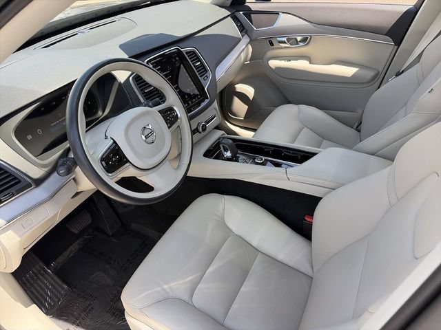 Used 2024 Volvo XC90 B5 Core w/ Protection Package Premier AWD/4WD image 19