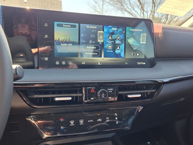 New 2026 Nissan Kicks SR image 20
