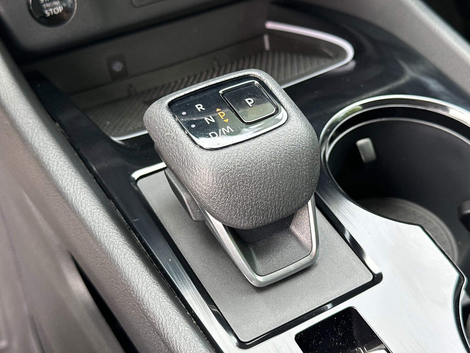 Certified 2024 Nissan Rogue SL FWD image 34