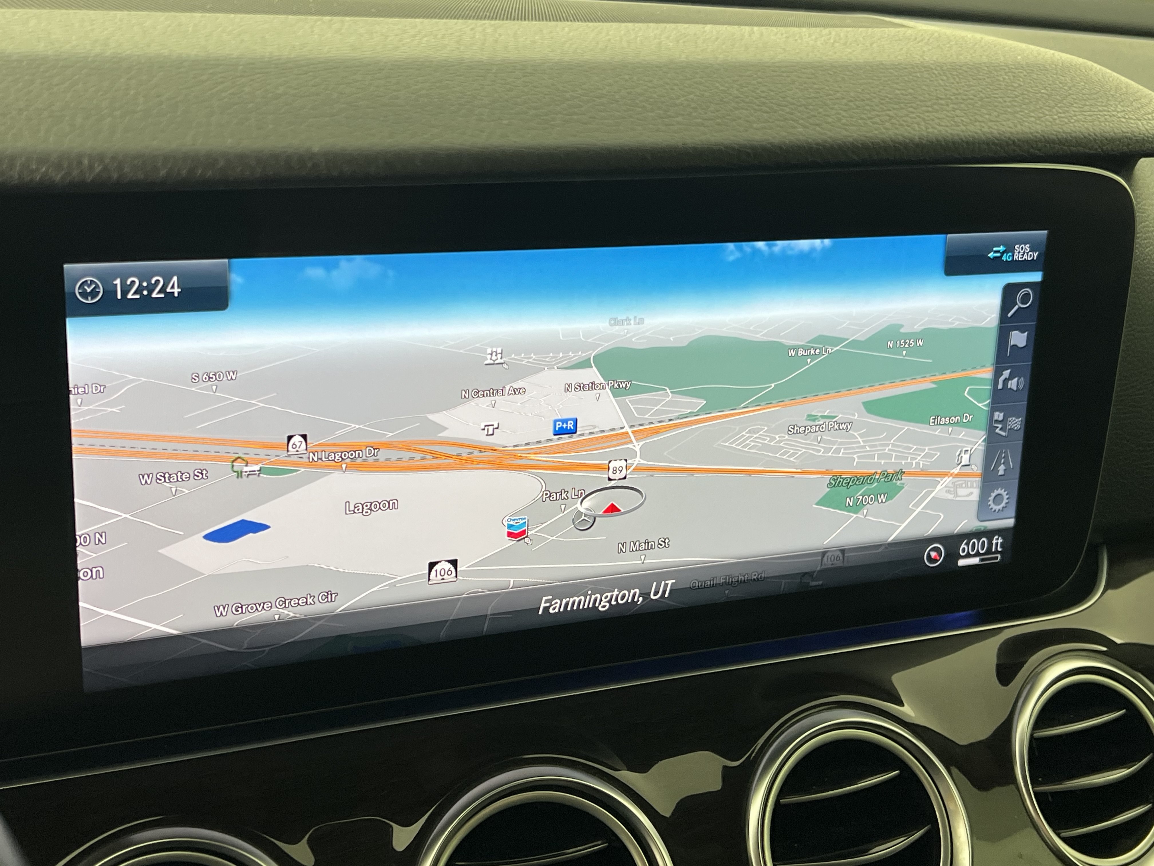 Certified 2019 Mercedes-Benz E 300 4MATIC image 30