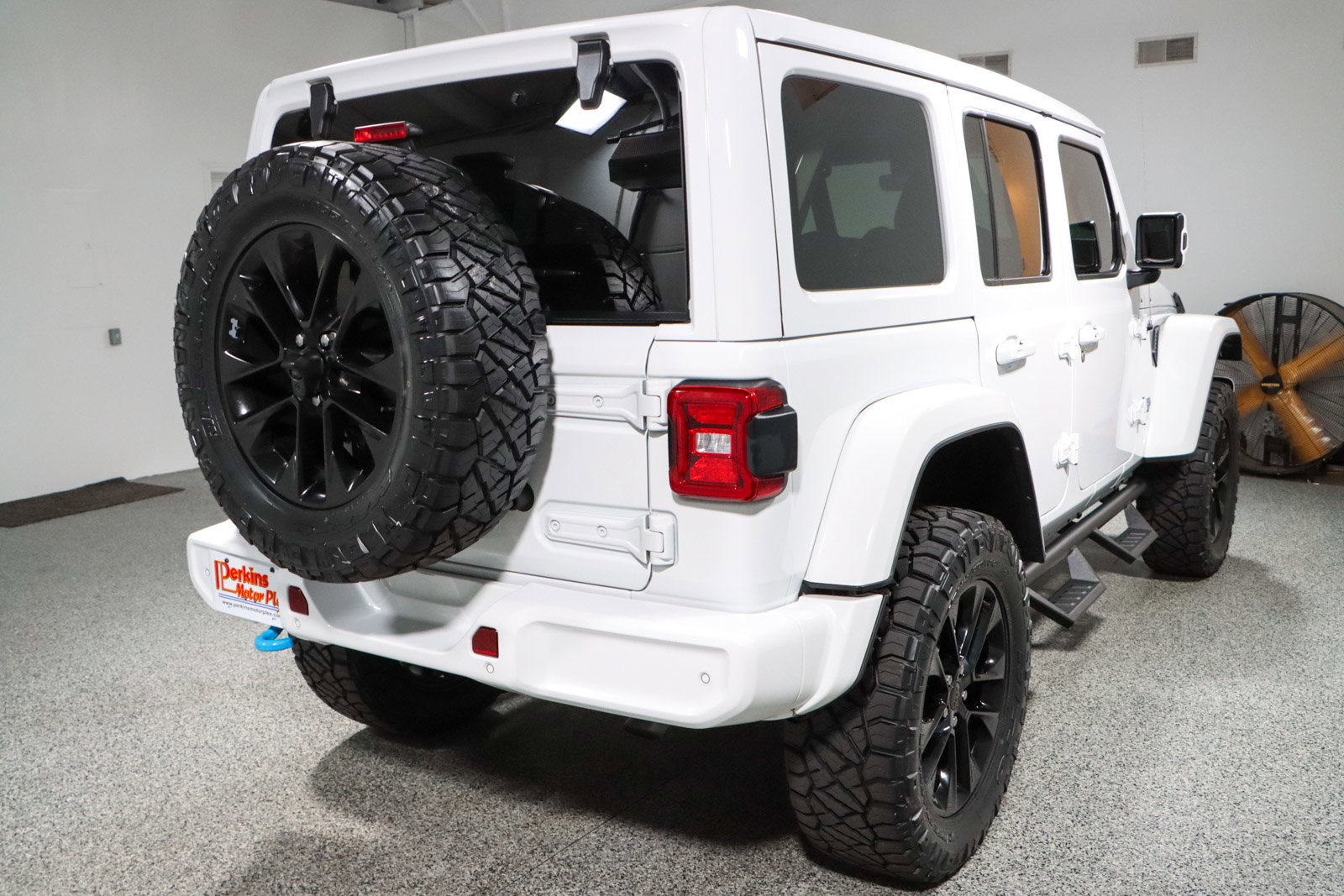 Used 2021 Jeep Wrangler Unlimited Sahara image 8