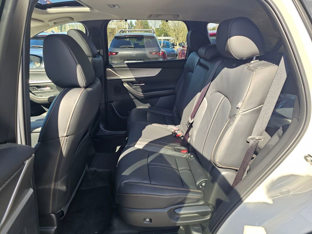 New 2026 MAZDA CX-90 Plug-In Hybrid w/ Preferred image 23