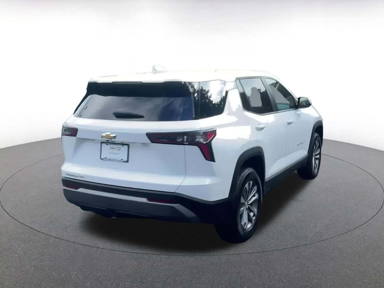 Used 2025 Chevrolet Equinox LT image 12