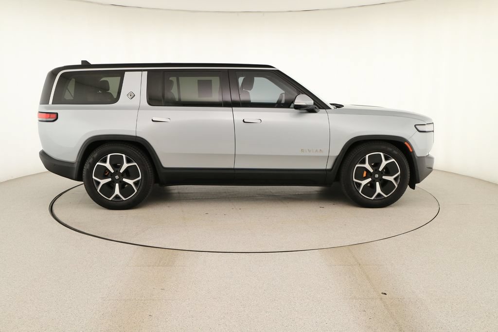 Used 2024 Rivian R1S Adventure AWD/4WD image 8