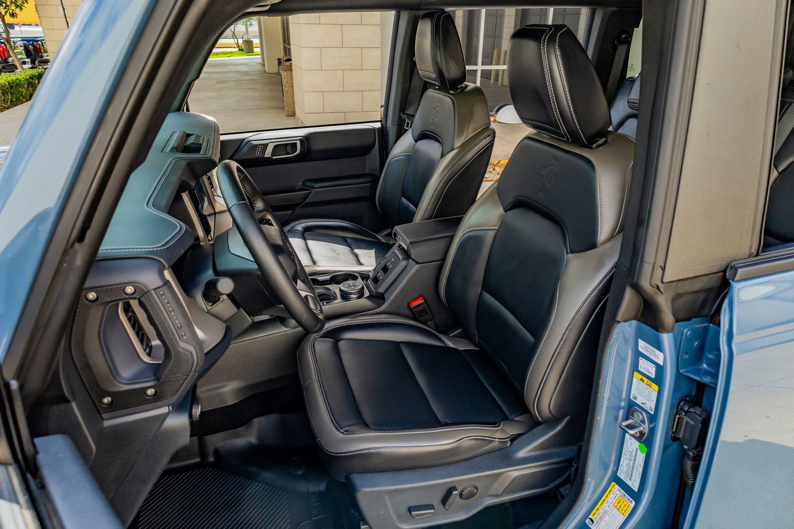 Used 2025 Ford Bronco Outer Banks image 29