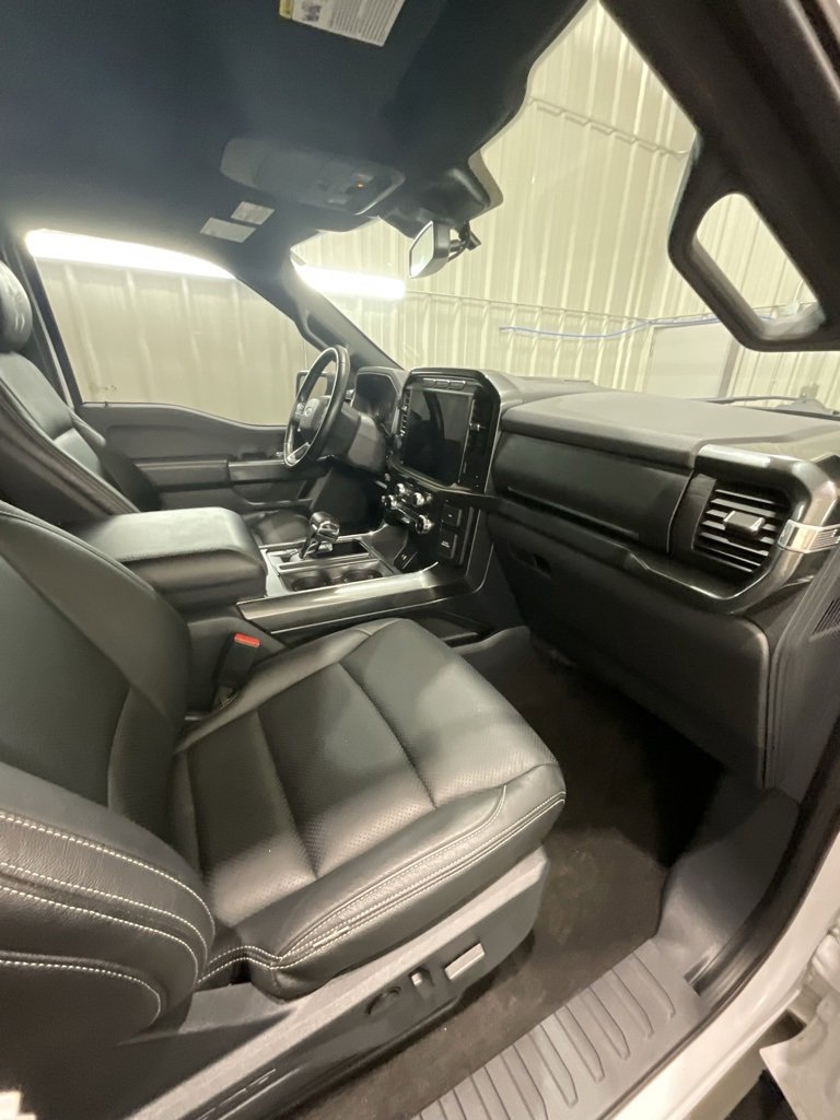 Used 2022 Ford F150 XLT w/ Equipment Group 302A High image 14