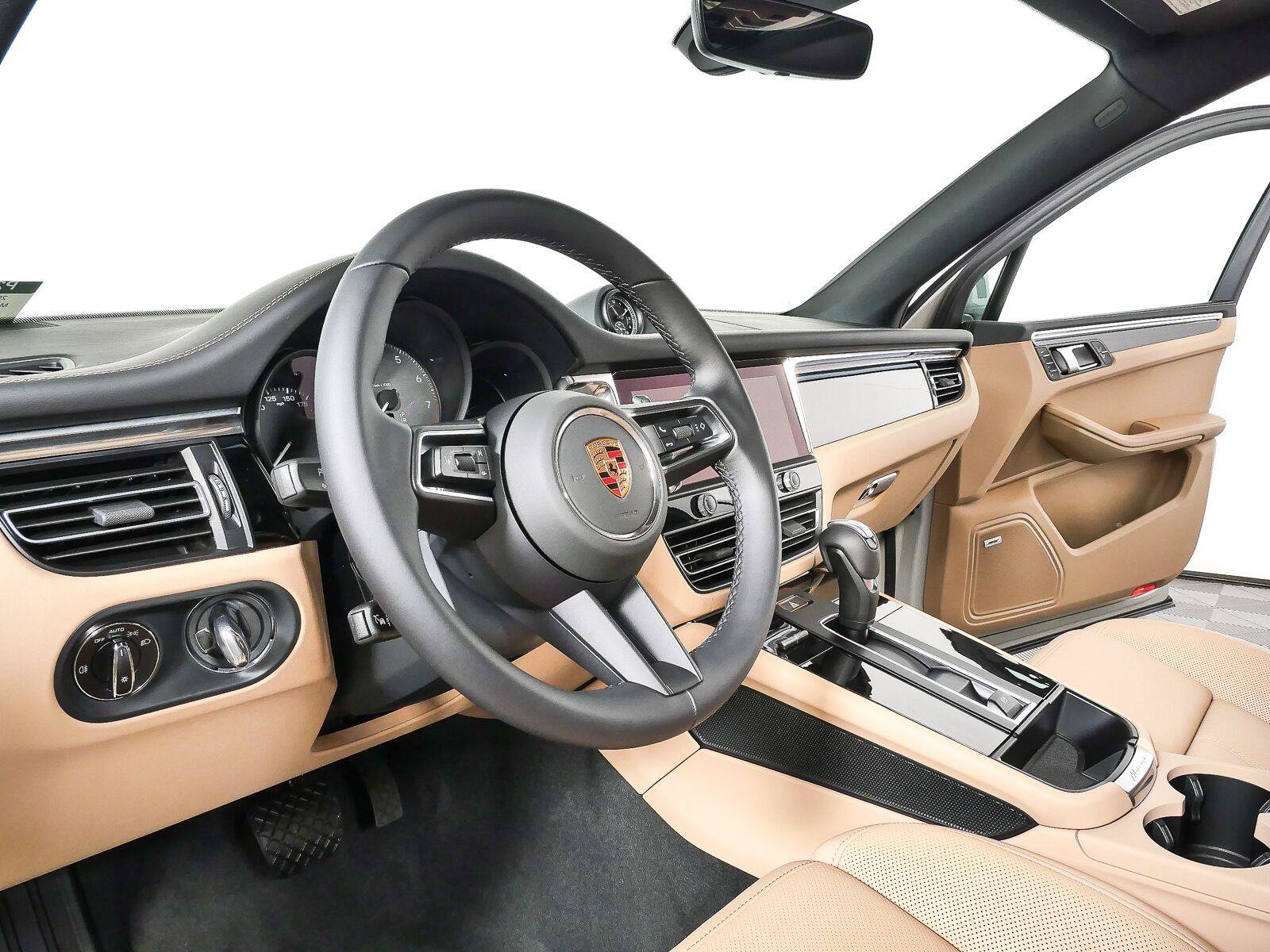 New 2026 Porsche Macan S AWD/4WD image 4