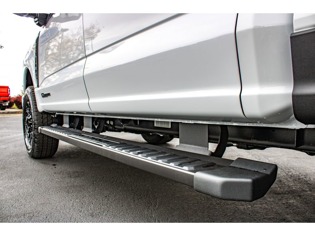 New 2026 Ford F350 Lariat image 18