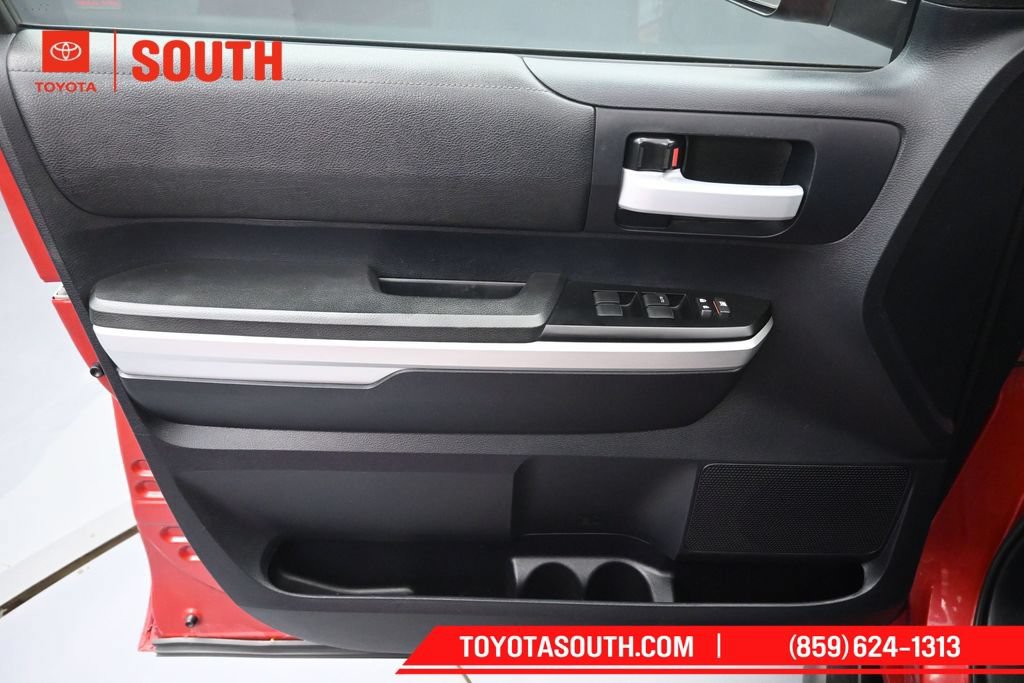 Used 2014 Toyota Tundra SR5 w/ SR5 Upgrade Package AWD/4WD image 24