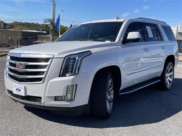 Used 2019 Cadillac Escalade Premium Luxury image 7