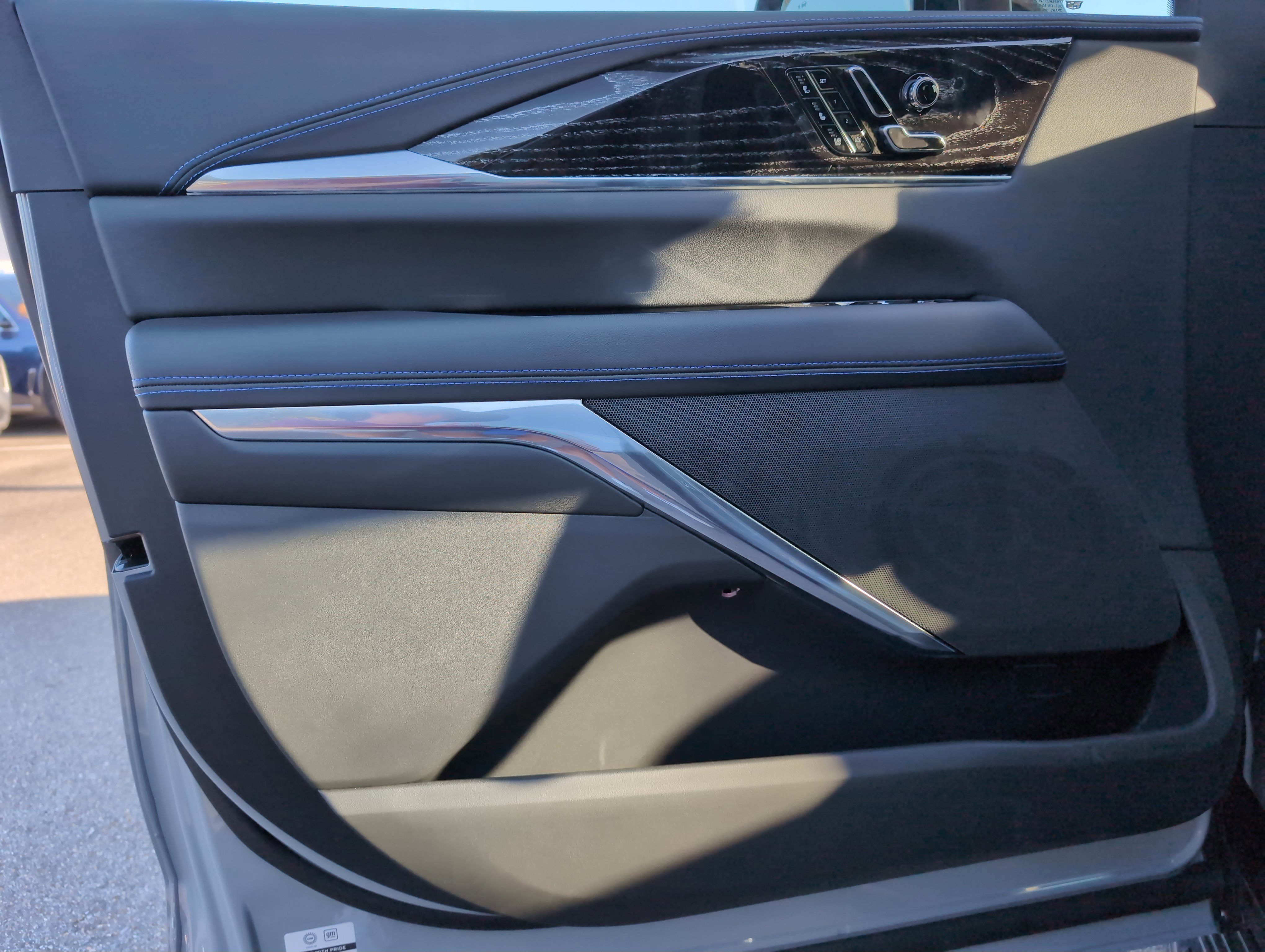 New 2026 Cadillac Escalade IQ Sport 1 image 12