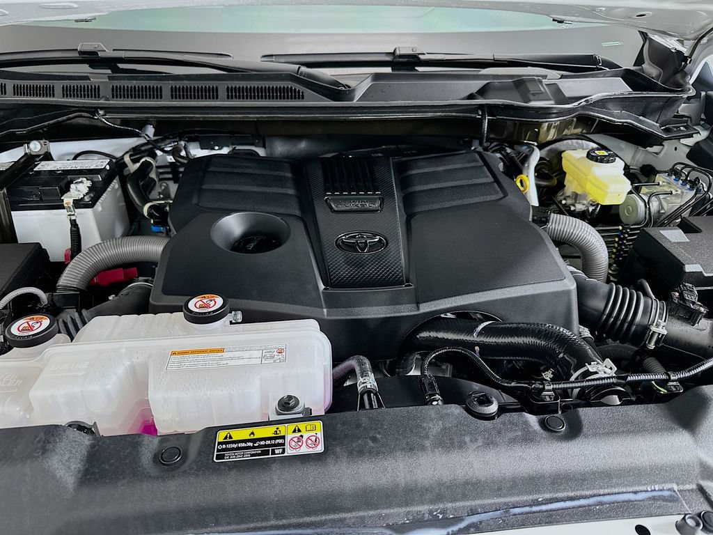 Certified 2026 Toyota Tundra Limited RWD image 31