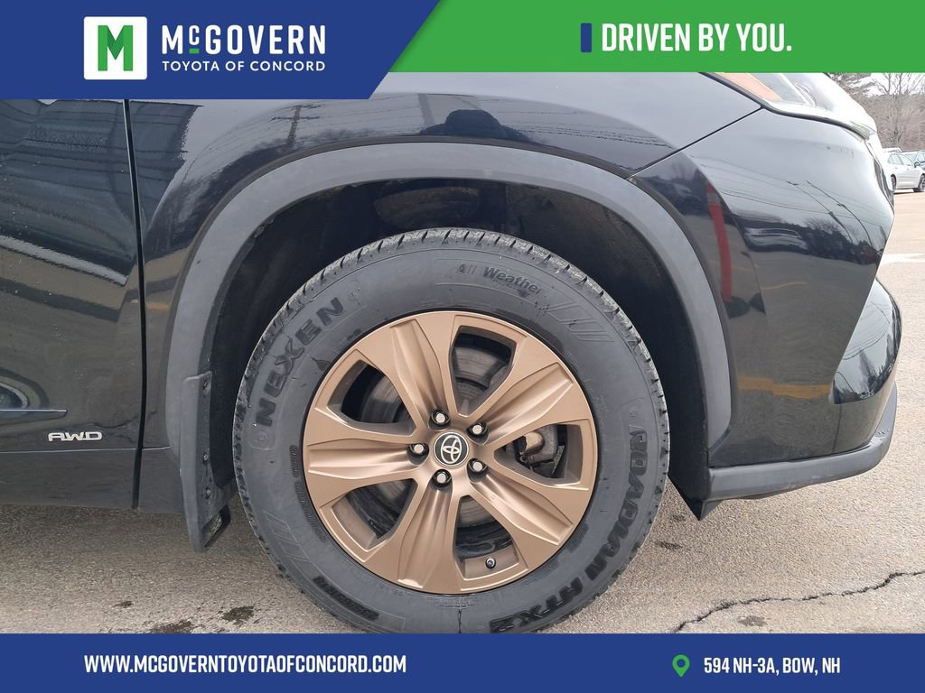 Used 2022 Toyota Highlander Bronze Edition image 9