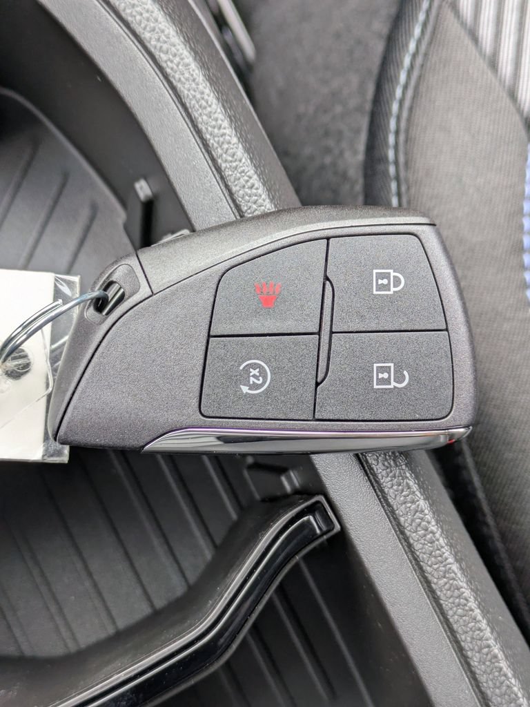 New 2027 Chevrolet Bolt LT FWD image 29