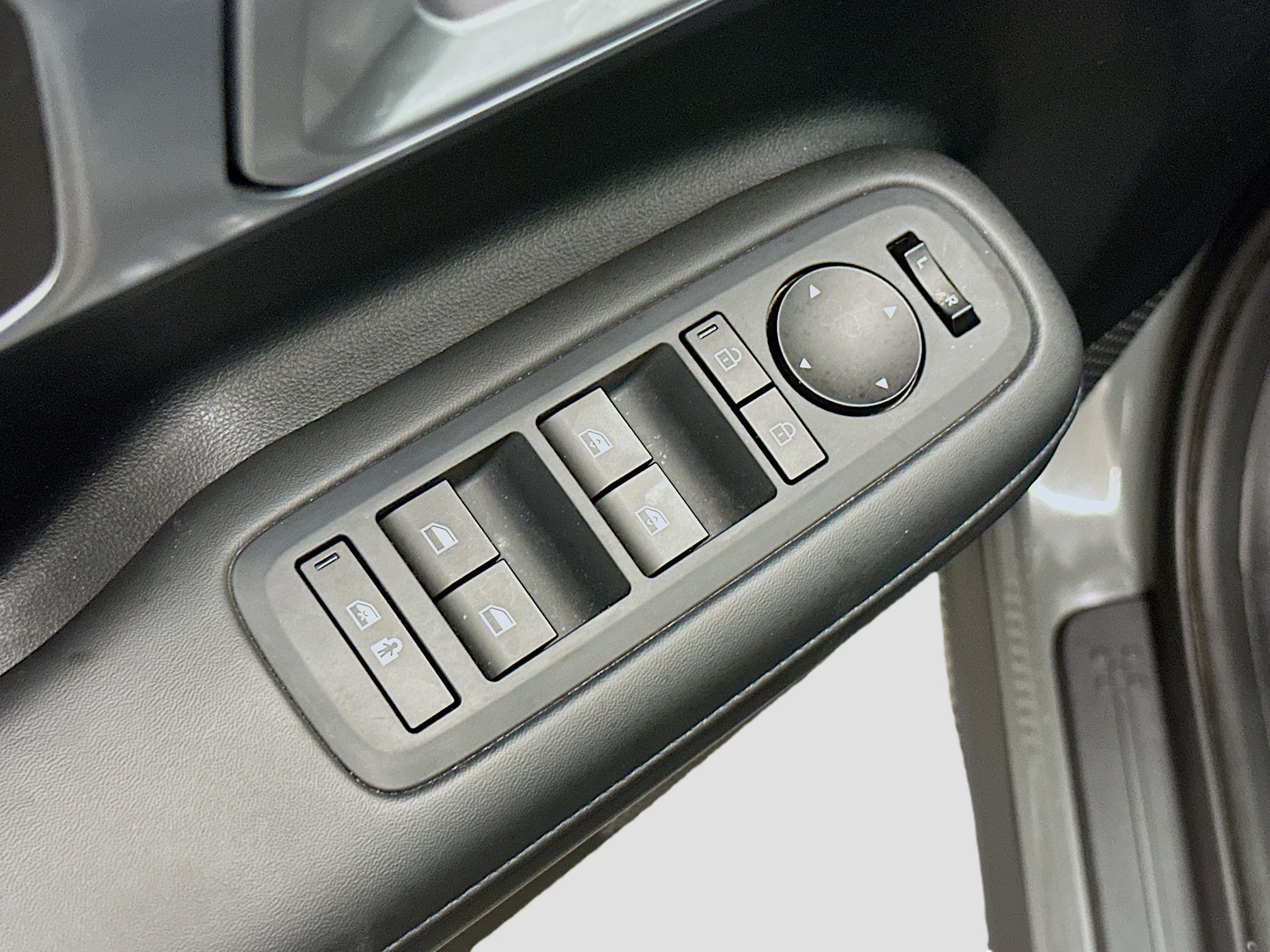 Used 2026 Hyundai Santa Fe SEL AWD/4WD image 15