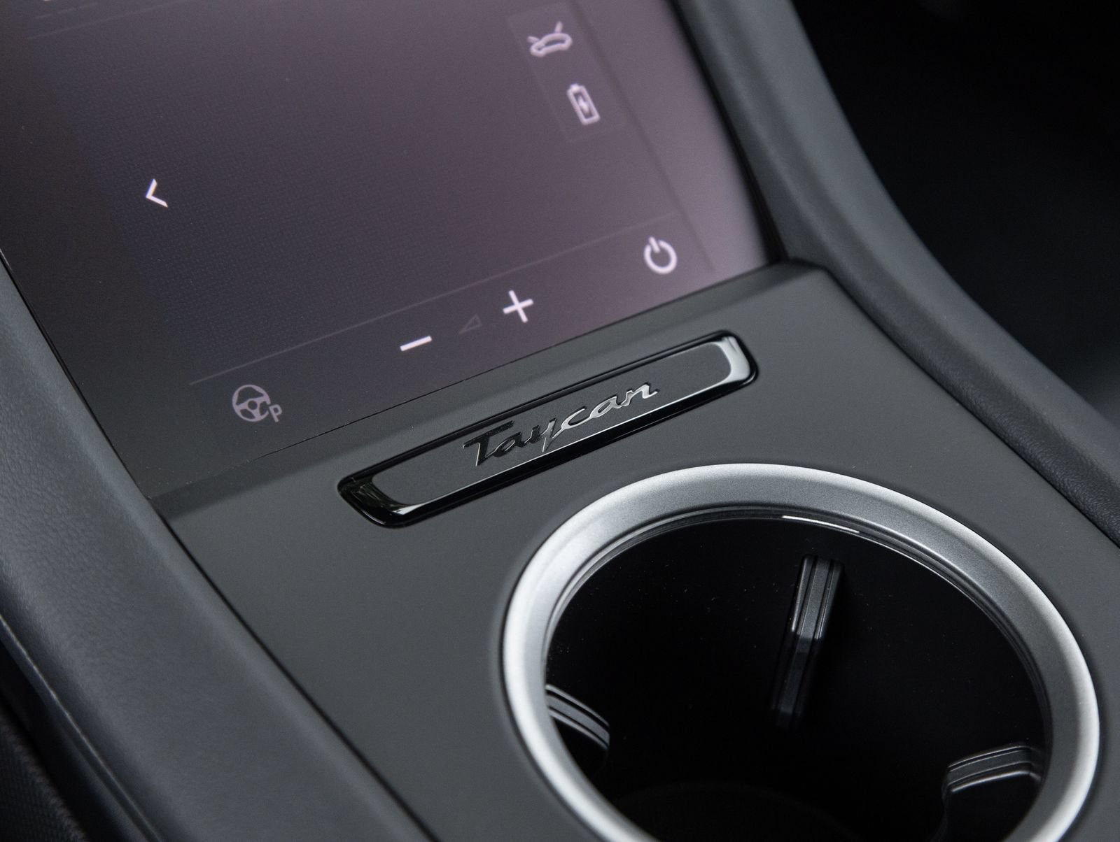 Certified 2026 Porsche Taycan AWD/4WD image 28