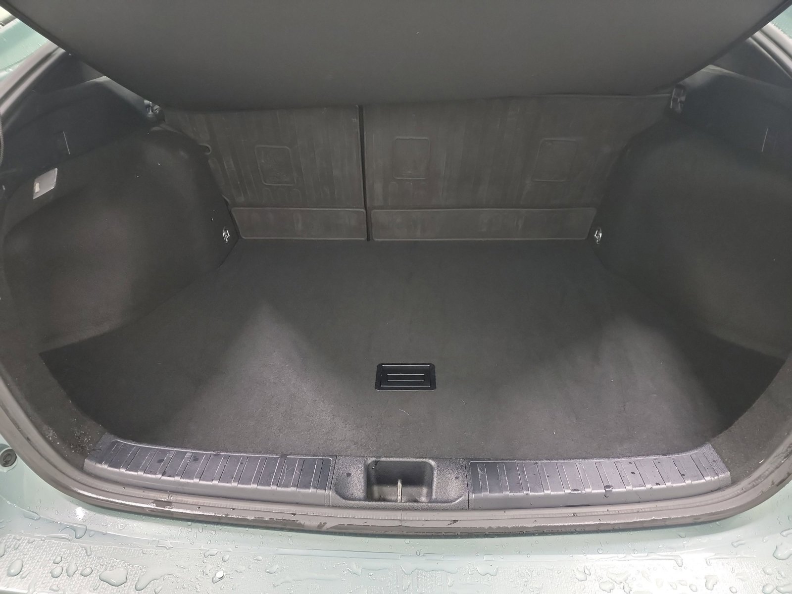 Used 2016 Toyota Prius Two image 25