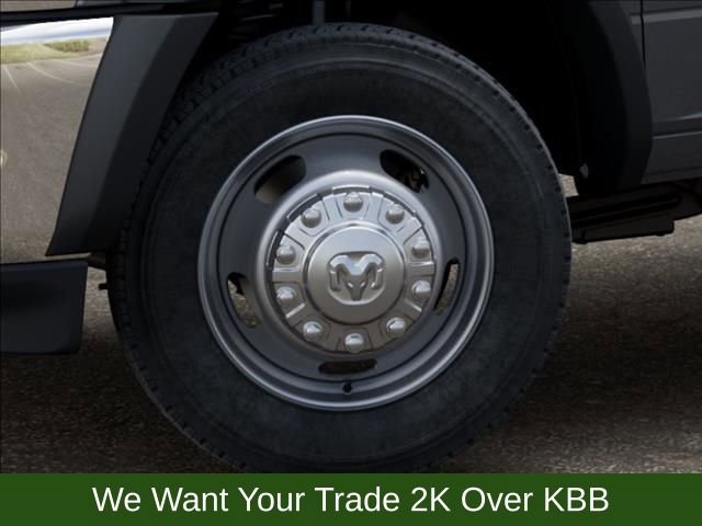 New 2026 RAM 5500 Tradesman w/ Chrome Appearance Group AWD/4WD image 8