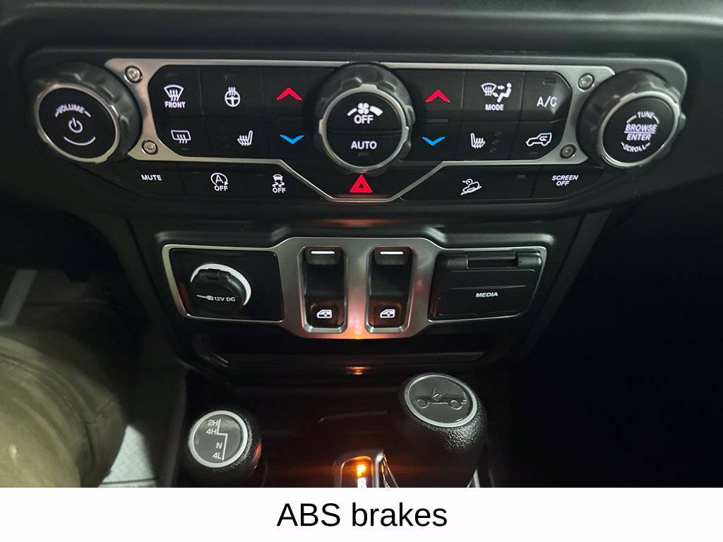 Used 2020 Jeep Wrangler Sport AWD/4WD image 37