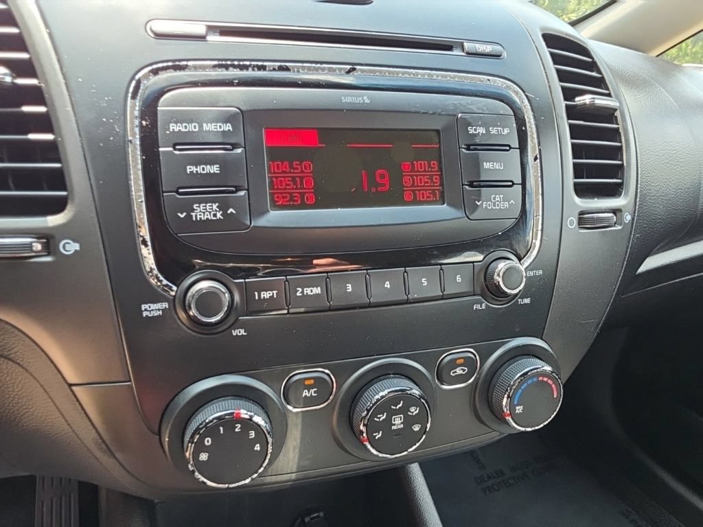Used 2018 Kia Forte LX FWD image 12