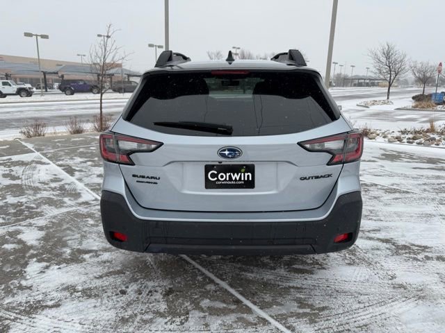 Used 2025 Subaru Outback Onyx Edition image 7