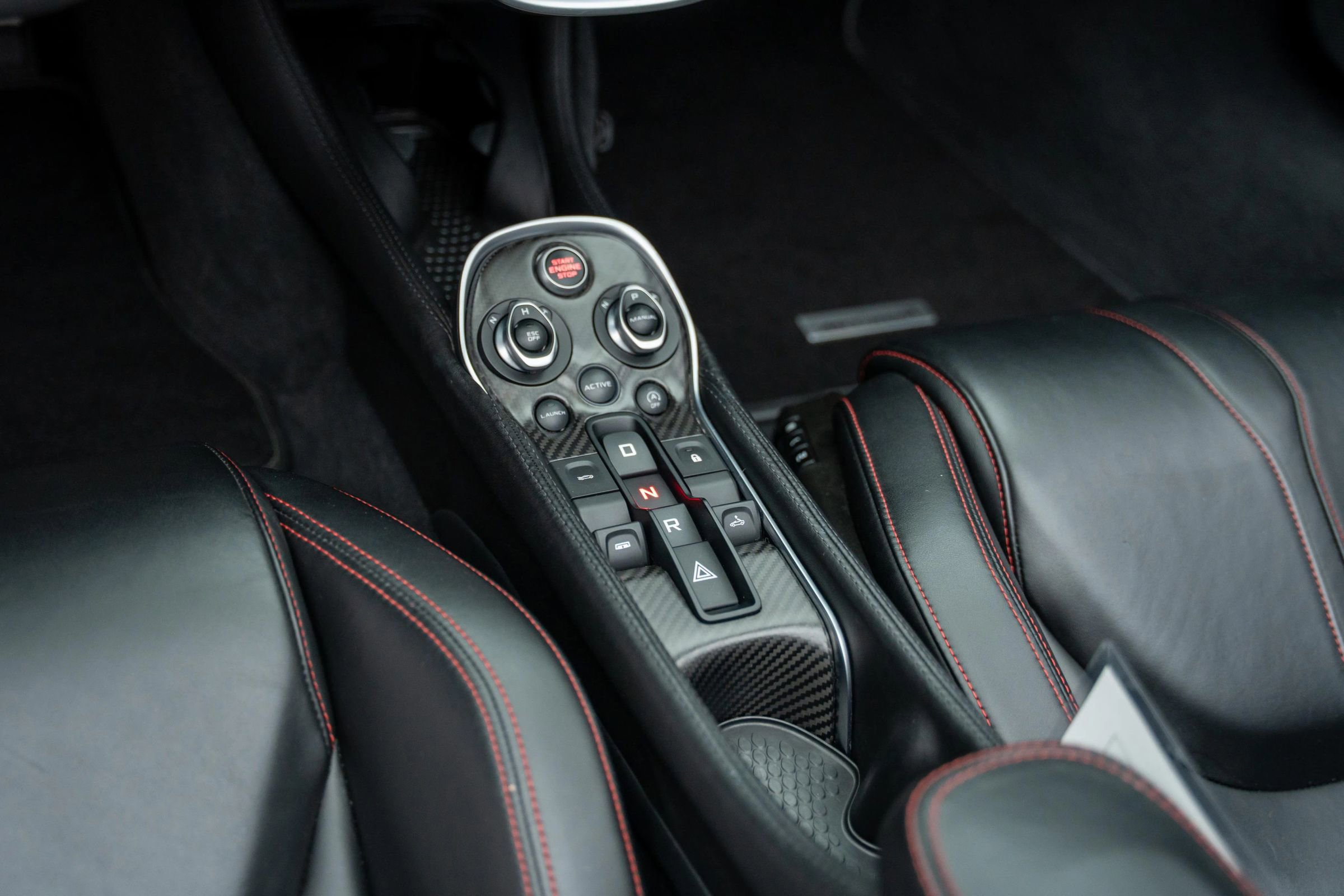 Used 2018 McLaren 570S Spider image 35